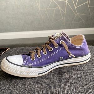 Purple Converse Size 5